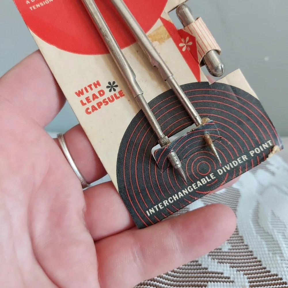 Vintage 1958 Sterling Plastics No 577 Compass with Lead Capsule New Old Stock